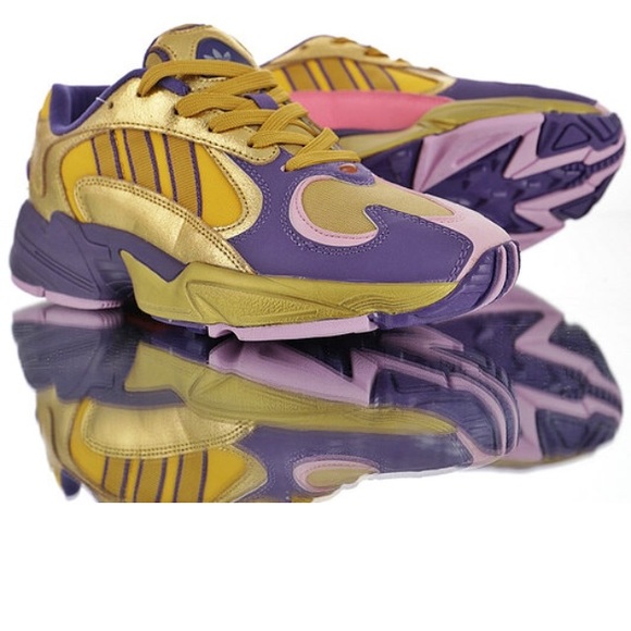 ‘Golden Frieza' YEEZY700 Gold frischa blisters - Picture 1 of 4